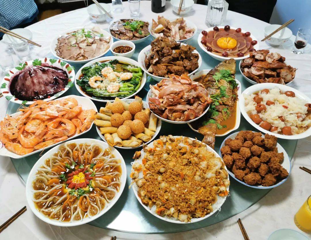 舌尖上的春节你家年夜饭不能少了什么菜
